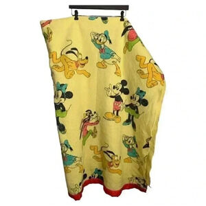 VTG Disney Flannel Blanket from Late 60s-Early 70s - Size 64" x 93"